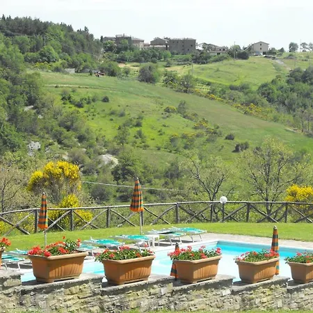 Sleeps 2 Pool Wifi T764285 Appartement